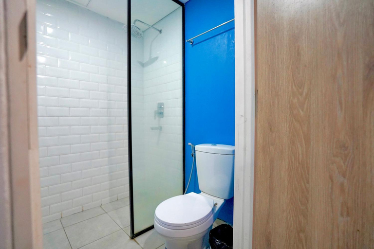 Bathroom 2, Ofo Kost Premium Syariah Kampung Inggris Pare, Kediri