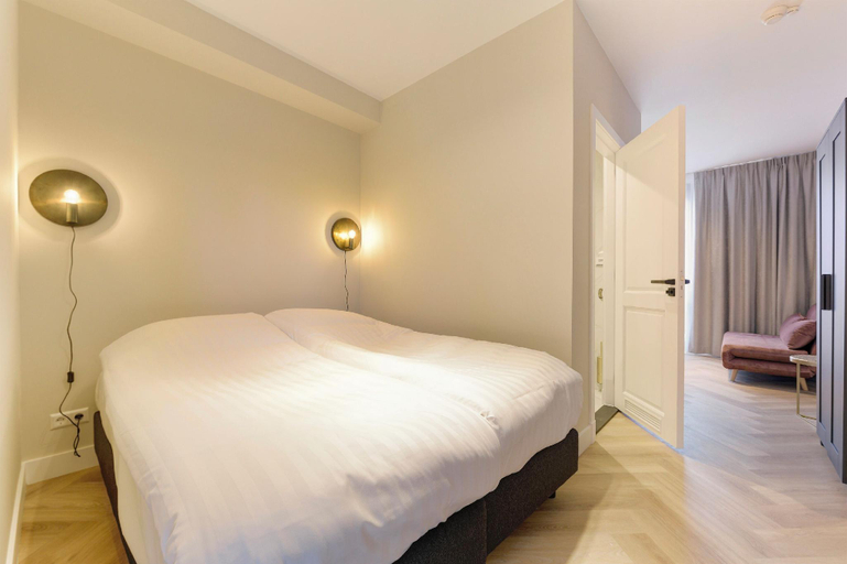 Bedroom 4, Novallure Short Stay Apartments, The Hague