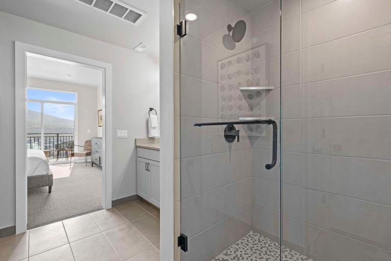 Bathroom 5, Black Rock Mountain Resort, Wasatch