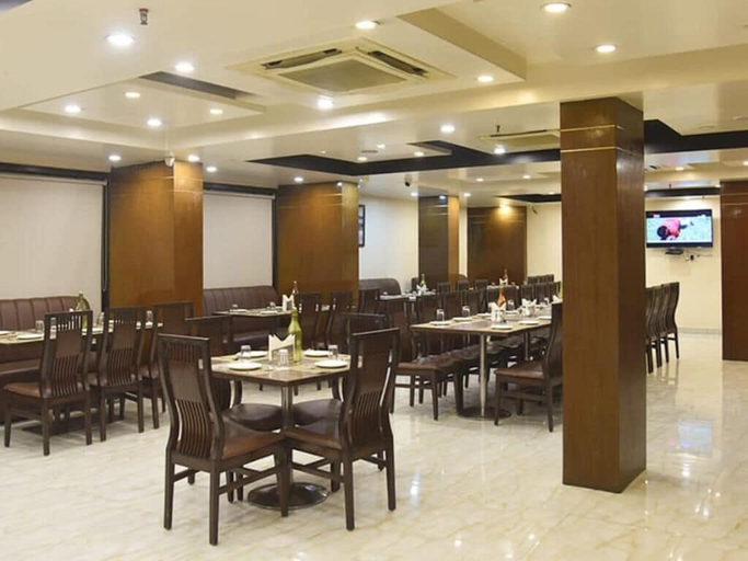 Dining, Aalcajars Inn, Patna