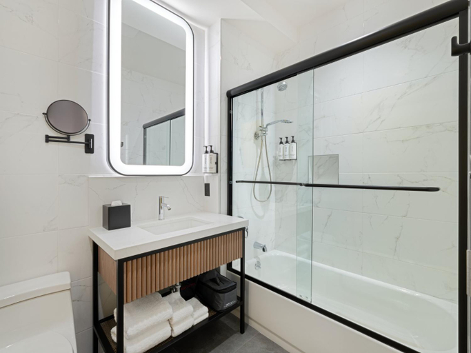 Bathroom 4, Voco Astoria, by IHG, New York