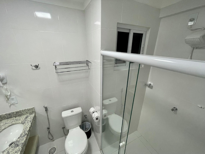 Bathroom 3, Spazzio diRoma Com Parque Acqua Park Diroma Incluso, Caldas Novas