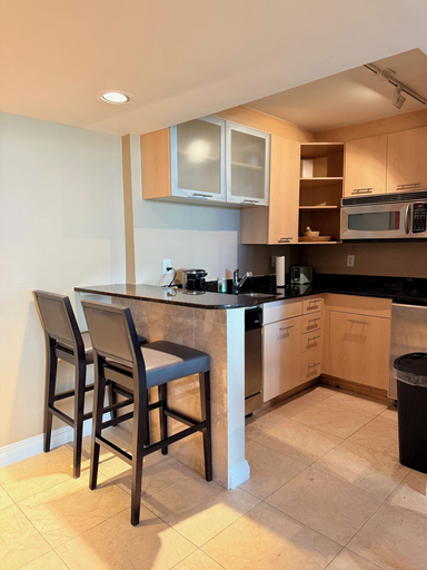Private kitchen 5, Sunrise on the Intracoastal, Broward