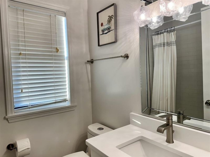 Bathroom 5, Serene Oceanfront Getaway in Amelia Island - Pet Friendly, Nassau