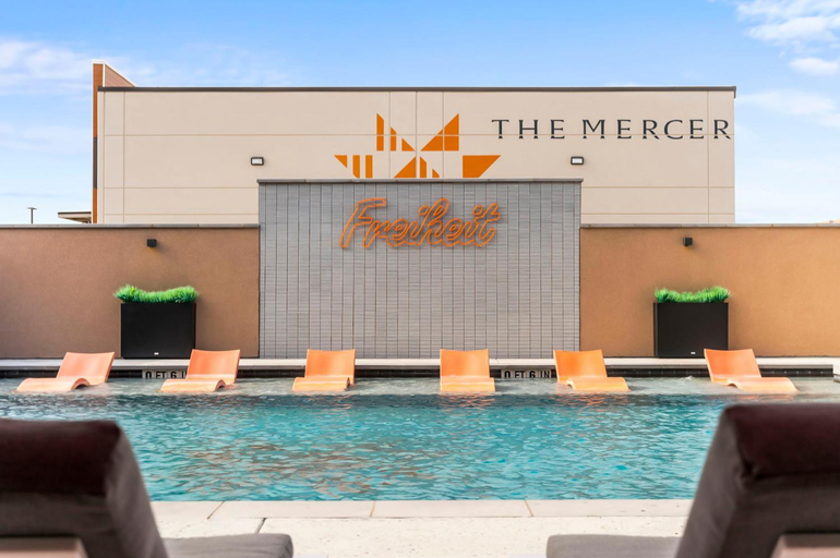 Sport & Beauty 2, The Mercer, Comal