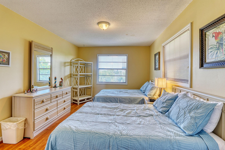 Room 4, Indian Beach Villas - 3A, Pinellas