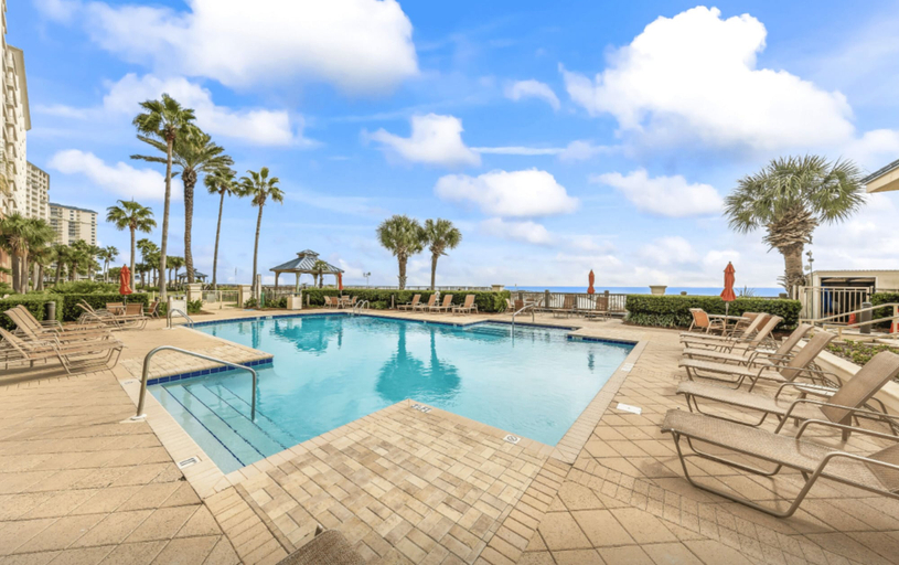 Pool 3, Beach Club 1109 D, Baldwin