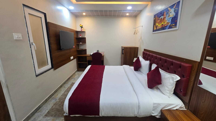 Room 1, Hotel Vindhya Ganga Inn, Varanasi
