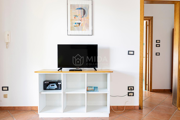 Others 4, Villa Athena, Lecce
