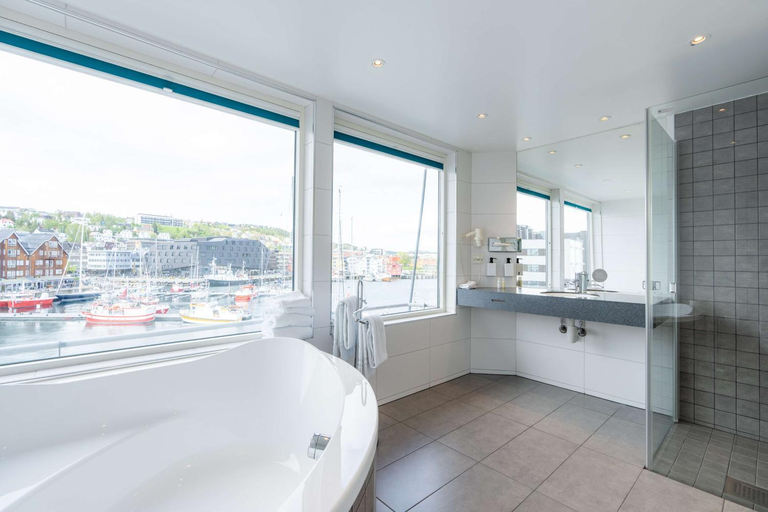 Bathroom 3, Scandic Ishavshotel, Tromsø