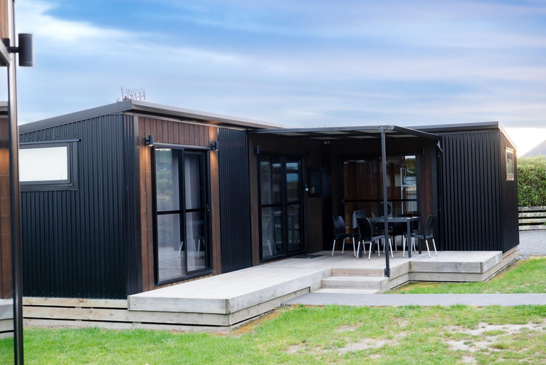 Exterior & Views 1, Havelock North Holiday Park, Hastings city