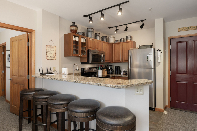 Private kitchen 5, Value Unit 1422 - 2br - Zephyr Mountain Lodge 2 Bedroom Condo, Grand