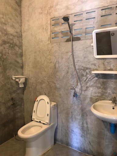 Bathroom 3, Suan Proud Koh yao noi, Ko Yao District