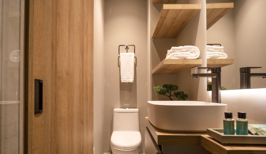 Bathroom 4, Unique Mine Luxury Lofts by Jalo, Santafé de Bogotá