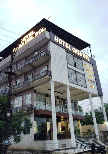 Front of property, Hotel Casa Del Sol, Raipur