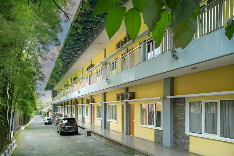 Exterior & Views 2, Front One Resort Indraloka Temanggung, Temanggung