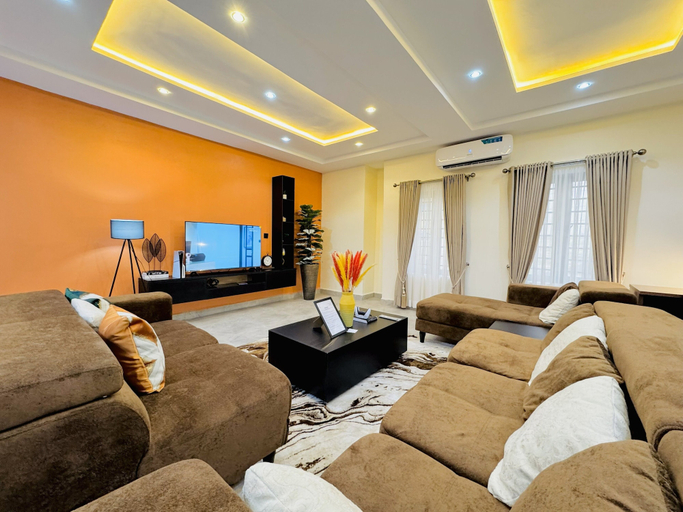 Living area 2, StayatMargarets, AbujaMun