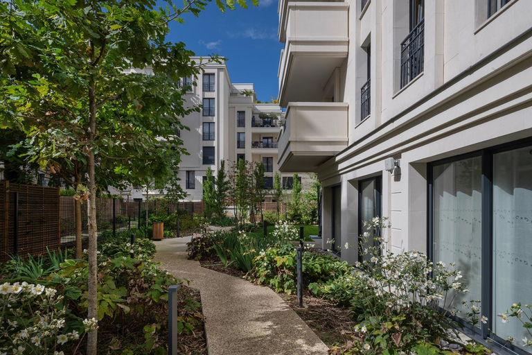 Others 3, Domitys Le 225, Hauts-de-Seine