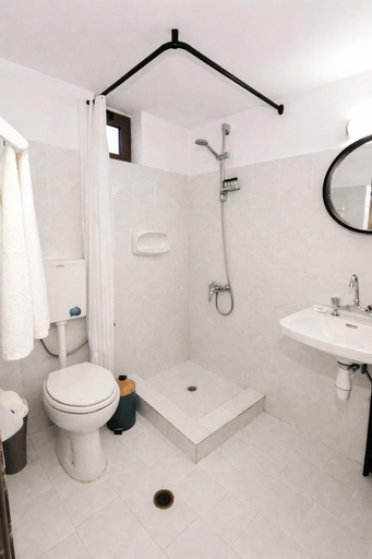 Bathroom 3, Lefka Ori - Agia Galini, Crete