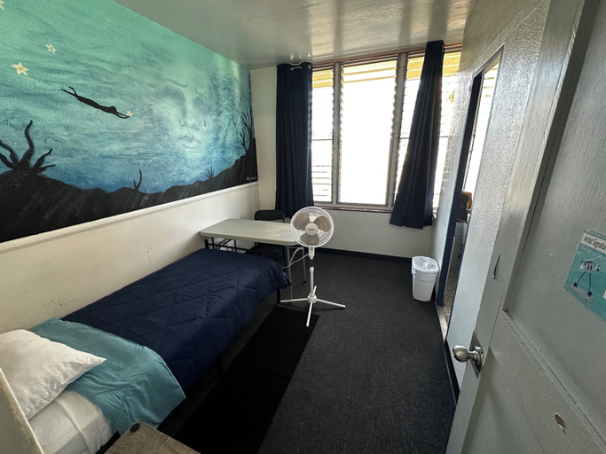 Bedroom 2, Central YMCA Residences, Honolulu