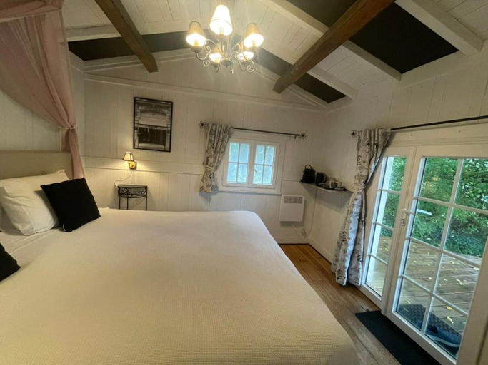Bedroom 4, Les Rocailles, Dordogne