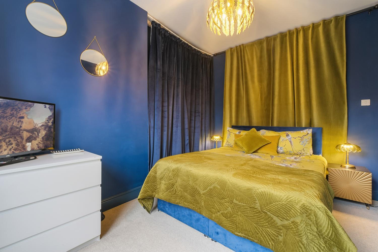 Bedroom 2, Belsize Park Boutique Accommodation, London