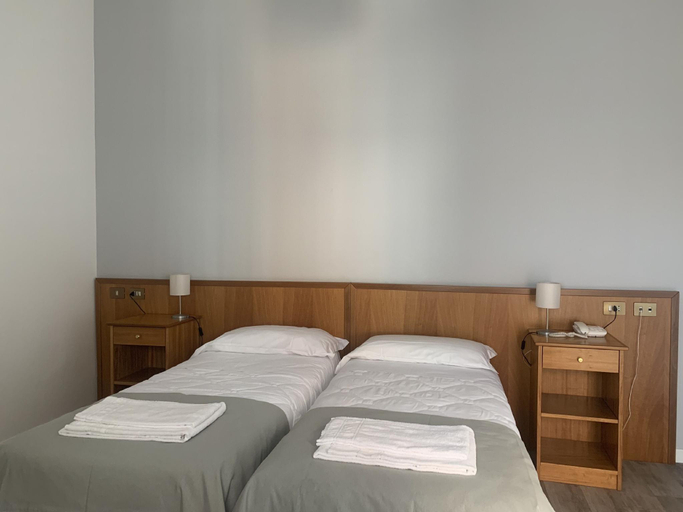 Bedroom 3, Villa Angeli - Casa per Ferie, Roma
