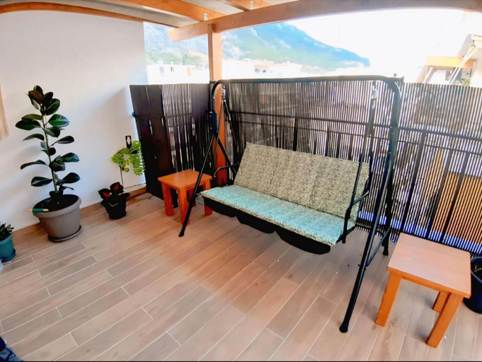 Others 3, Central Apartment Near The beach with huge private terrace, Peloponnese