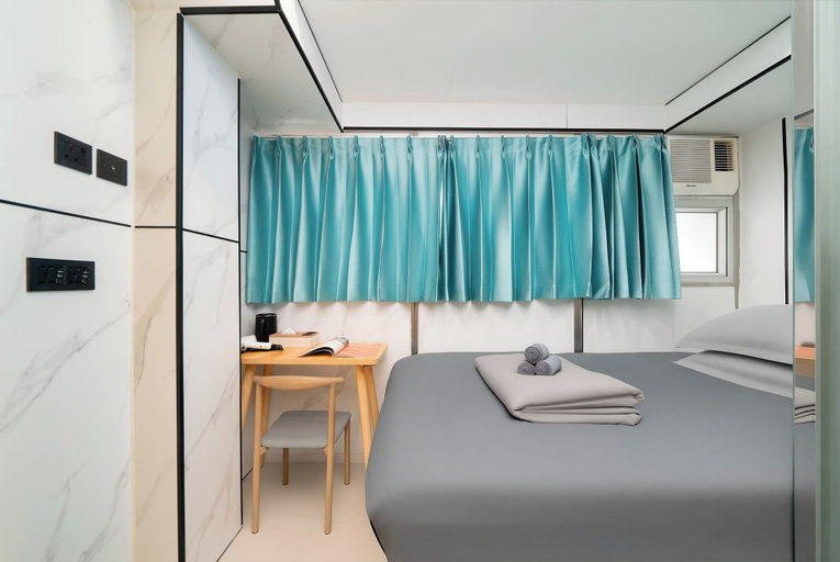 Room 3, Joy Hella Inn, Kowloon