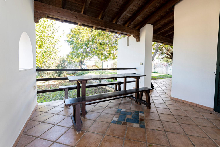 Others 5, Villa Athena, Lecce