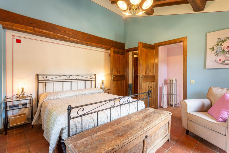 Bedroom, Villa Casale Silvia Large Private Pool, A/C, WiFi, Terni