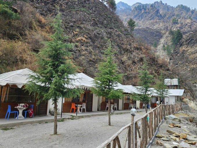 Room 4, Kasol Heights A Leisure Resort, Kullu