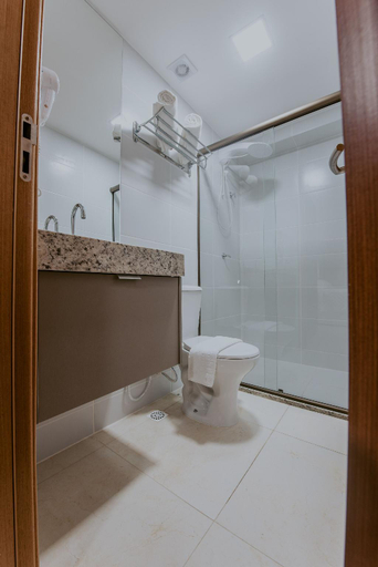 Bathroom 4, Guest Manaira Apart Hotel, João Pessoa