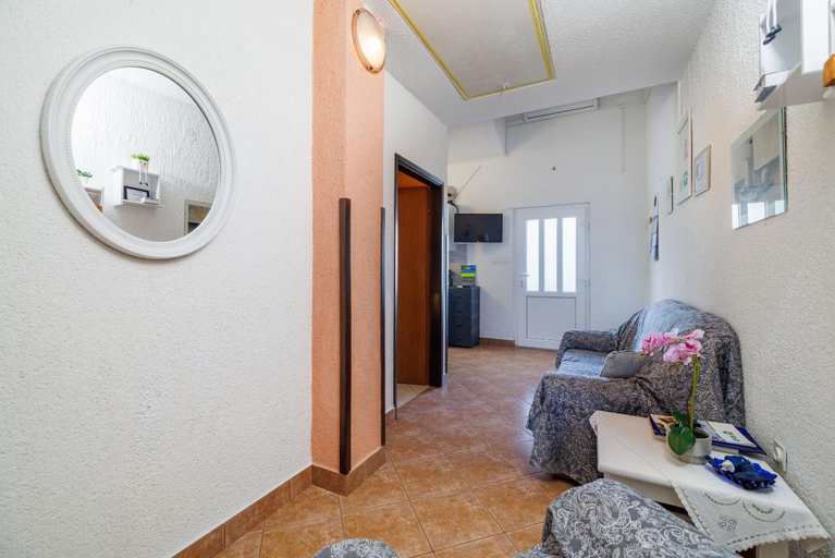 Public Area 2, Apartments Davorka, Lopar/Supetarska Draga