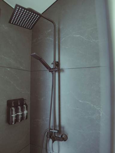 Bathroom 4, Bodega Iaccarini Wine Lodge by BT Homes, San Rafael