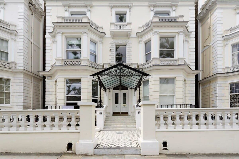 Exterior & Views, Studio Flat With Garden Access, Holland Park, London