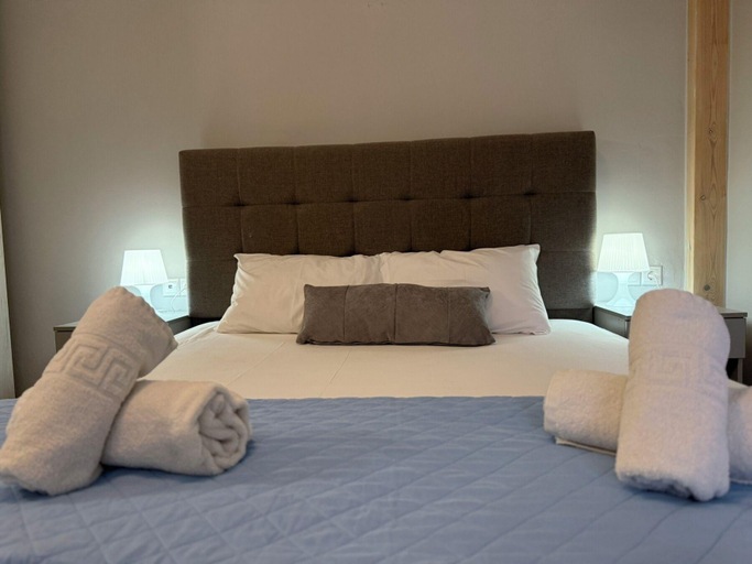 Bedroom 4, Dom Suites, Crete