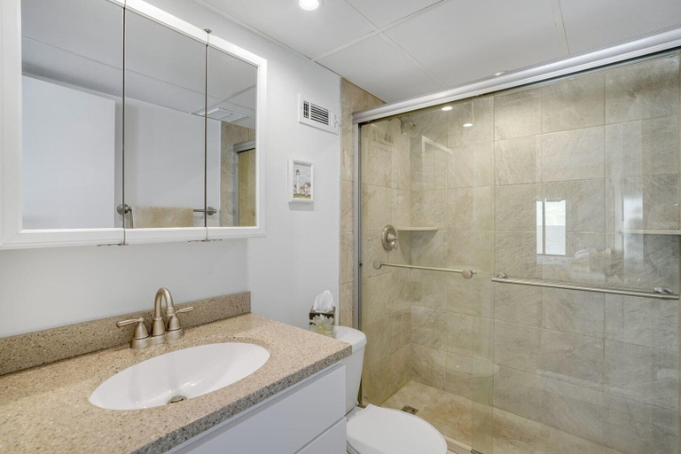 Bathroom 4, Even Keel 502 2 Bedroom Condo, Worcester