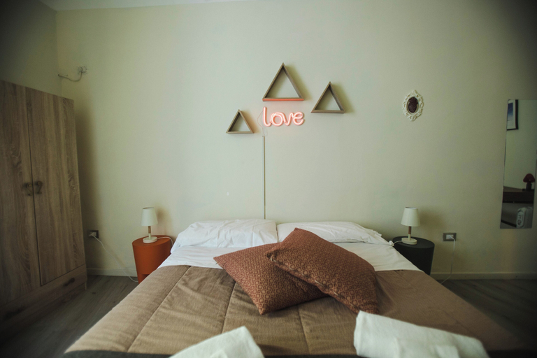 Bedroom 5, 4Brooms-Paladini b&b, Lecce