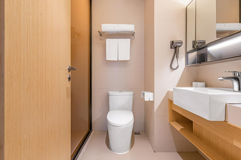 Bathroom 4, JI Hotel Chengdu High-tech Zone, Chengdu