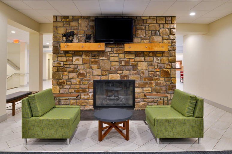 Public Area 2, Holiday Inn Express Blowing Rock South by IHG, Watauga
