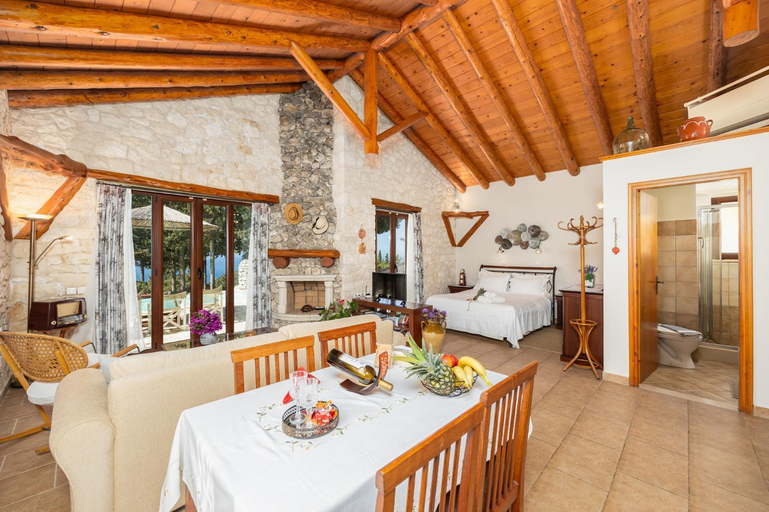 Others 5, Villa Gallini, Ionian Islands