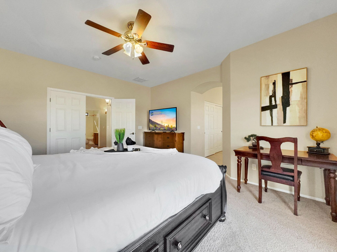 Room 5, Bustos Maricopa, Pinal