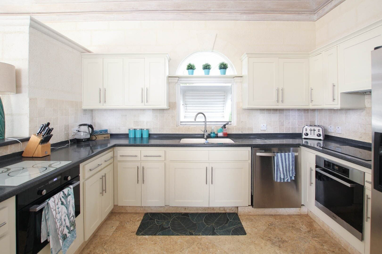 Private kitchen, Royal Villa 2 3 Bedroom Villa