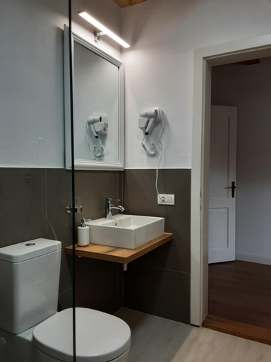 Bathroom 3, Casa Via Viscri, Bunesti
