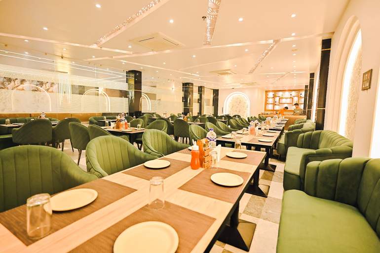 Restaurant 5, Madhuram Hotel, Faizabad