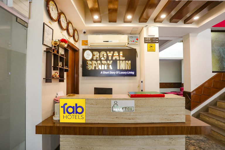 Public Area 2, Spark Inn, Gurgaon