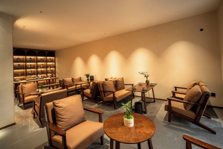 Lobby sitting area 3, Jingdezhen Streamside B&B, Jingdezhen
