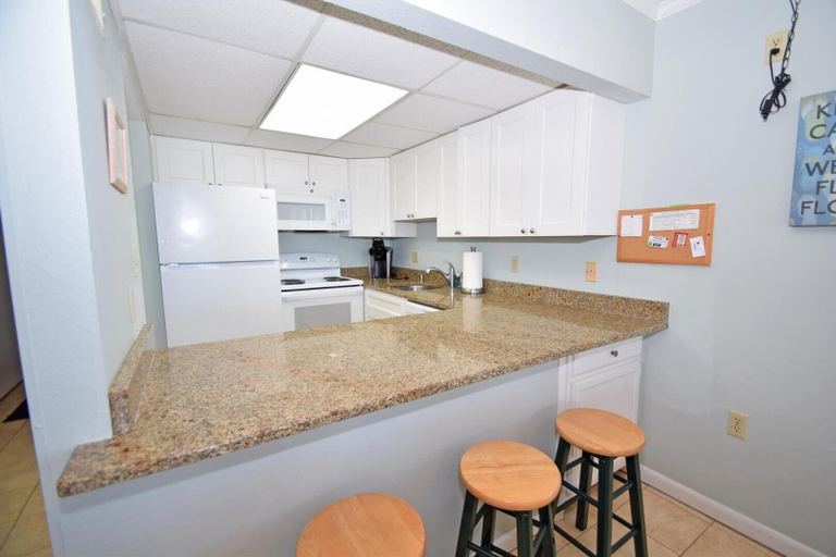 Private kitchen, Constellation House 411 2 Bedroom Condo, Worcester
