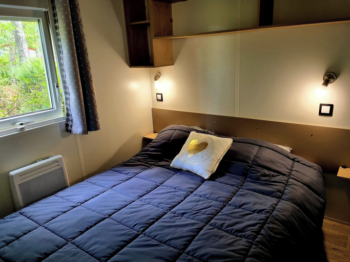 Bedroom 5, Parc de Nibelle, Loiret